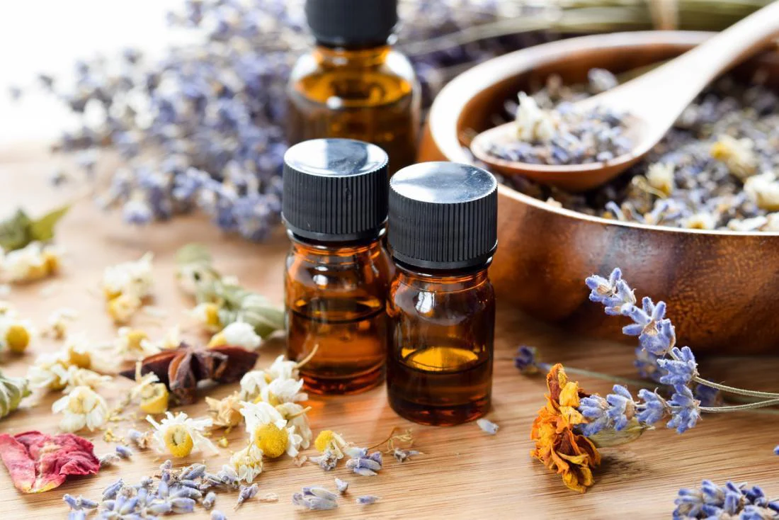 Essential oils for eye bags