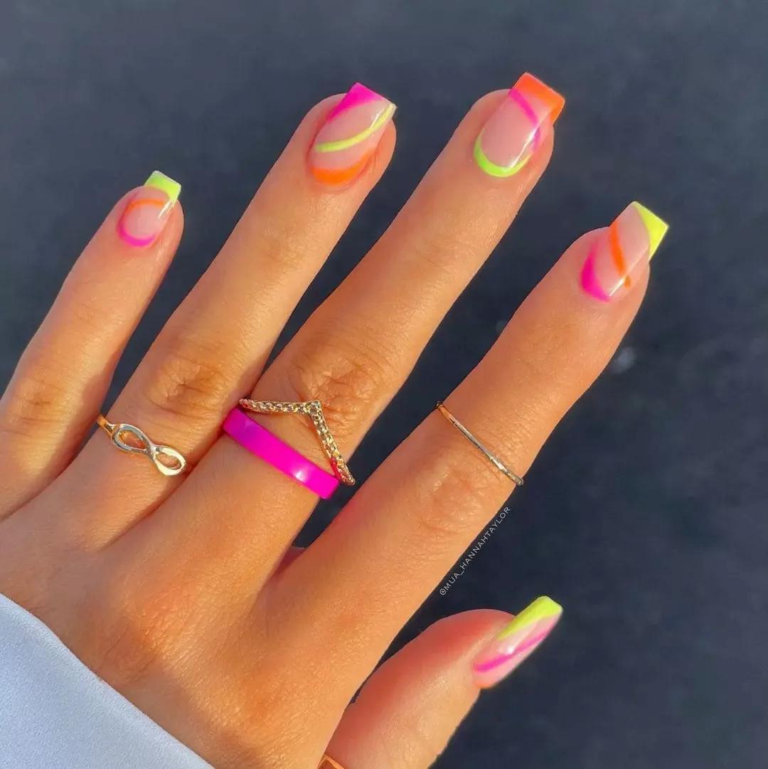 25 Summer Nail Trends You’Re About To See Everywhere